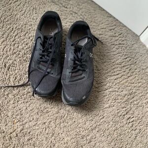 On Running Men's Black Athletic Shoes